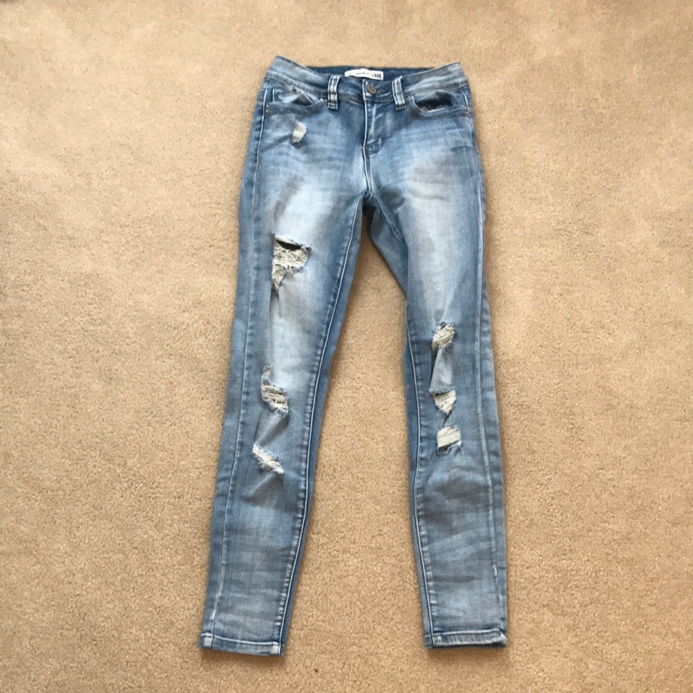 Skinny Jeans - Junior WannaBettaButt Mid-Rise Ripped Skinny Jean by YMI